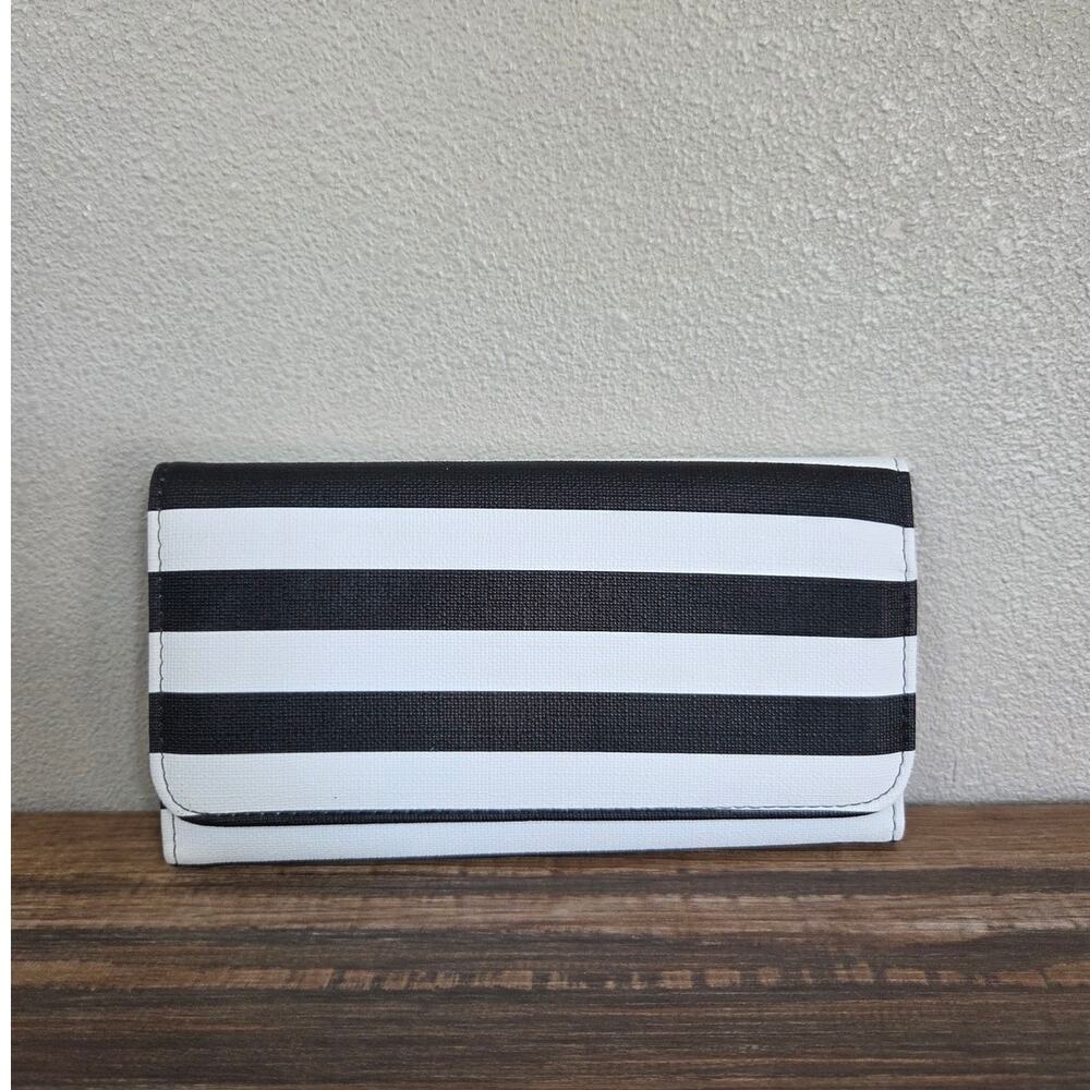 Kut From the Kloth Black & White Striped Trifold Wallet